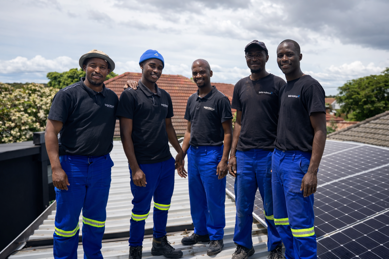 Solar Advice installation team